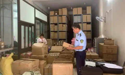 Vào cuộc truy quét hàng giả, hàng nhái kinh doanh trên sàn thương mại điện tử