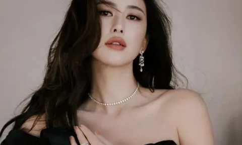 “Công chúa Bắc Kinh” chạm mốc 80kg sau sinh, giảm 25kg không cần tập thể dục khắc nghiệt