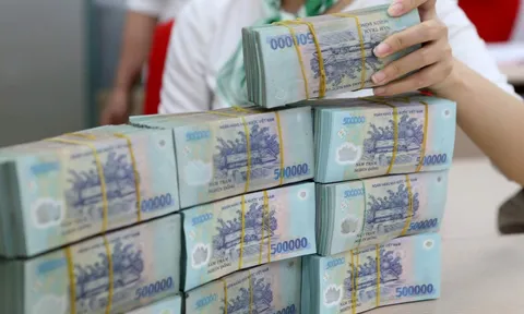 Doanh nghiệp TP.HCM 'chốt' thưởng Tết sớm, có người nhận 100 triêu đồng