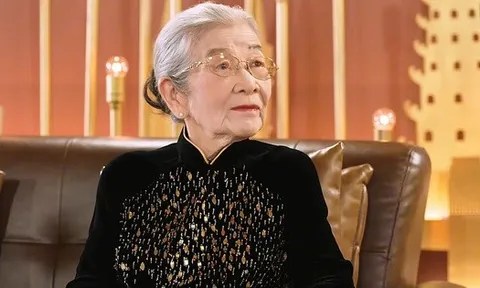 Nữ NSƯT miền Nam U100 vẫn chạy show Hà Nội, đàn em hoảng hồn vì gọi không được