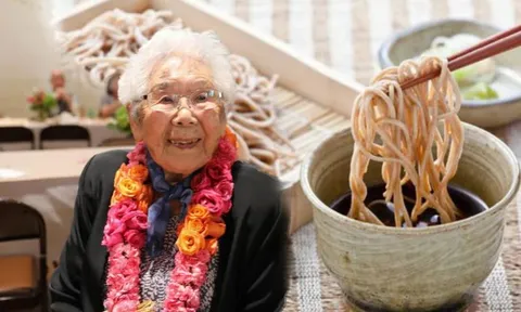 Cụ bà sống thọ hơn 110 tuổi thường xuyên ăn món "vạn người mê", hóa ra món quen thuộc ở Việt Nam