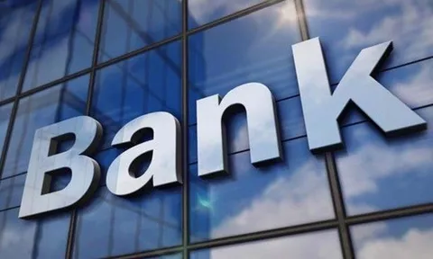 Từ hôm nay, một số dịch vụ tại ngân hàng này bắt đầu tính phí mới