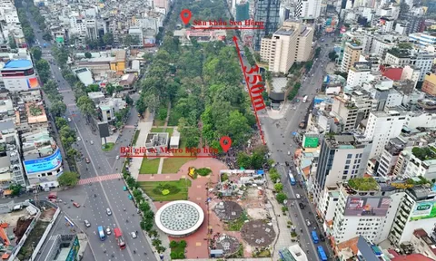 Cận cảnh sân khấu Sen Hồng trước ngày thành bãi giữ xe metro