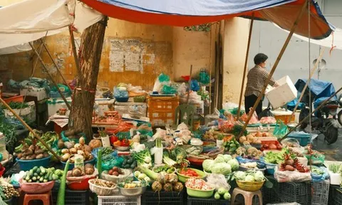 Hà Nội dự kiến xóa sổ 100% 'chợ cóc', điểm kinh doanh tự phát, nhiều điểm hoàn thành giải tỏa ngay tháng sau