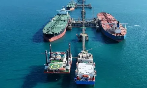 Khoan sâu xuống đáy biển, một quốc gia trúng lớn: Phát hiện giếng dầu chứa 22 triệu tấn dầu thô và khí ngưng tụ, 5 tỷ m³ khí tự nhiên