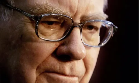 Cú lừa 12,5 xu và sai lầm trị giá 200 tỷ USD của Warren Buffett: Khi giá rẻ trở thành bài học đắt đỏ