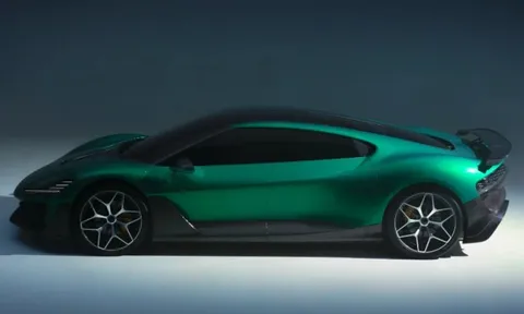 Siêu xe điện của Dreames gây tranh cãi vì 'nhái' thiết kế Bugatti: Mạnh hơn 1.000 mã lực, tăng tốc 0-100km/h chỉ trong 4 lần chớp mắt