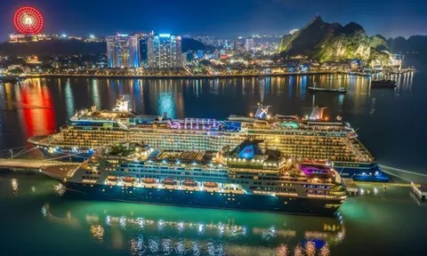 380.000 người ùn ùn đổ về trong 2 ngày, một địa phương cách Hà Nội hơn 100km tha hồ "hốt bạc"