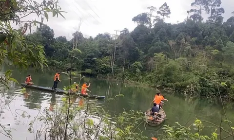 Lật ghe chở nhóm người đi làm rẫy, một người tử vong