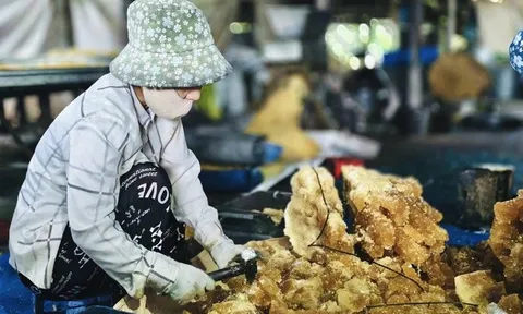 Trước Tết Bính Ngọ, làng nghề "giữ vị ngọt" sôi động chưa từng có