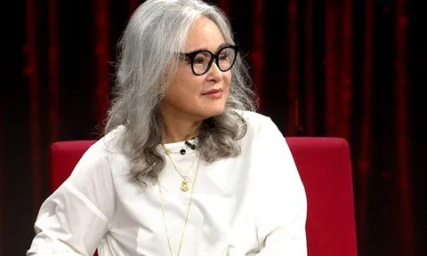 Nữ NSND từng là Phó giám đốc: U70 trải qua 2 lần mắc ung thư, có khán giả vừa gặp đã oà khóc bỏ chạy