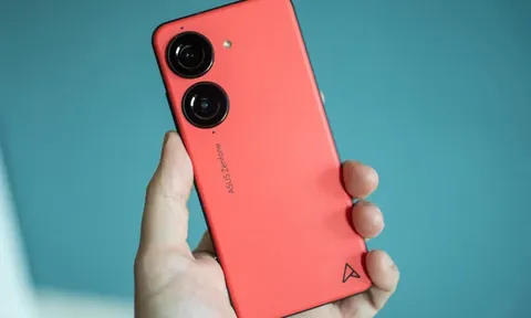 Thêm một hãng điện thoại "ăn ngủ" với người Việt 10 năm qua nói lời chia tay: Tiếc nuối bao mẫu máy thú vị