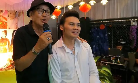 Duy Phương được một nam NSƯT giúp đỡ, hơn 10 năm mới dám nói điều này