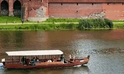 Cả thế giới đứng hình trước cảnh tượng vô thực này