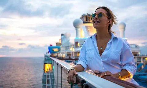 Những người U70 bán nhà mua sự lênh đênh, dưỡng già nhẹ tênh trên du thuyền: "Tôi chỉ cần vui vẻ và tận hưởng cuộc sống"