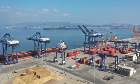 Quảng Ninh nghiên cứu chuyển đổi cảng Cái Lân thành cảng du lịch