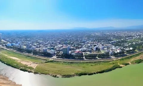 Toàn cảnh khu vực sẽ “lột xác” thành phố đi bộ ven sông ở Quảng Ngãi