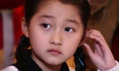 'Em gái quốc dân' của màn ảnh Hoa ngữ, nổi tiếng từ năm 4 tuổi giờ ra sao?