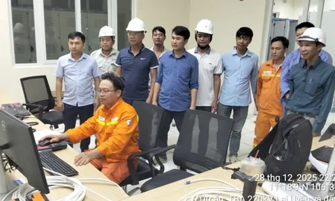 Đóng điện dự án trạm biến áp 220kV Lai Uyên và đấu nối