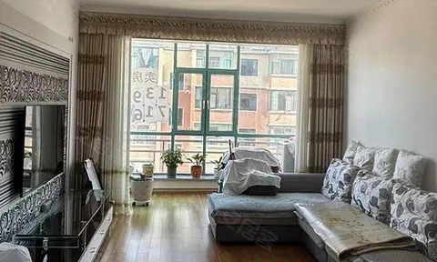 Mua nhà 5 tỷ, chủ nhà không giảm 1 đồng, ở được 3 năm mới phát hiện sự thật chấn động: Đó là nhà của bố mẹ vợ!