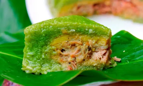 Người sành ăn săn lùng “bánh chưng nhân cá chép”: 500.000 đồng/cặp vẫn không đủ bán