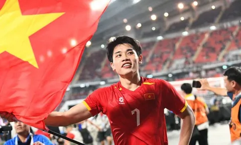 Đình Bắc tăng follow chóng mặt trước bán kết U23 châu Á, Trung Kiên gói gọn 3 lý do cực chuẩn hút 5 triệu view