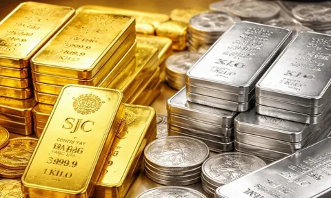 Thấy gì từ việc giá vàng bạc liên tục lập kỷ lục mới?