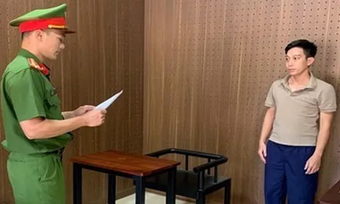 Bắt tạm giam đối tượng chiếm đoạt 2,8 tỉ đồng