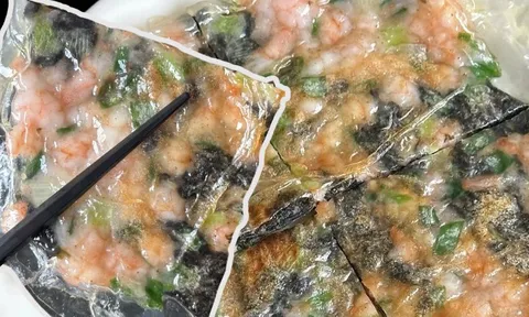 Đừng chỉ dùng cuốn nem, mang bánh tráng Việt làm theo cách này đảm bảo cả nhà tranh nhau gắp vì quá ngon