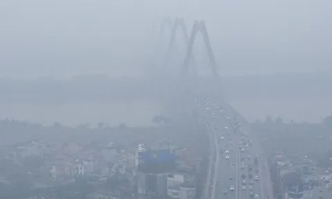 Hà Nội ô nhiễm vượt ngưỡng, không khí miền Bắc tiếp tục xấu đi dịp cận Tết