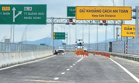 Khẩn trương đưa 5 tuyến cao tốc đã thông xe kỹ thuật vào khai thác trước Tết Nguyên đán