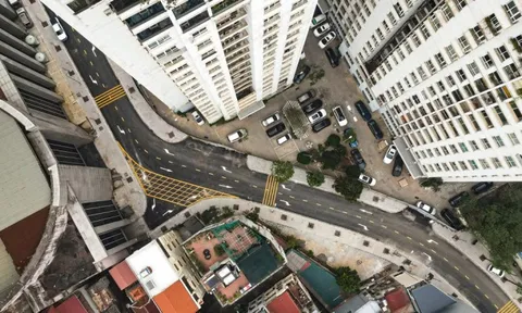 Cận cảnh 'đường cong mềm mại' vừa thông xe, gỡ điểm nóng giao thông vùng lõi Vĩnh Tuy