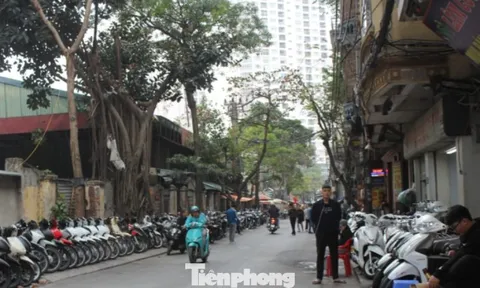 Chợ xe máy Hà Nội ảm đạm chưa từng có, tiểu thương tính bỏ nghề