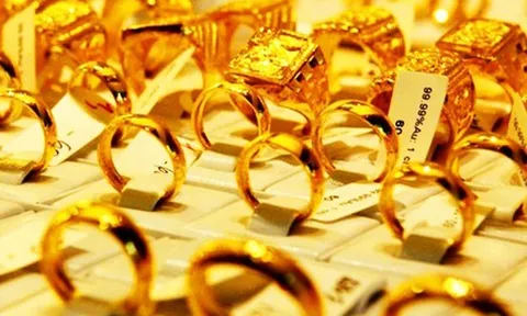 Giá vàng lên xuống thất thường, chuyên gia cảnh báo