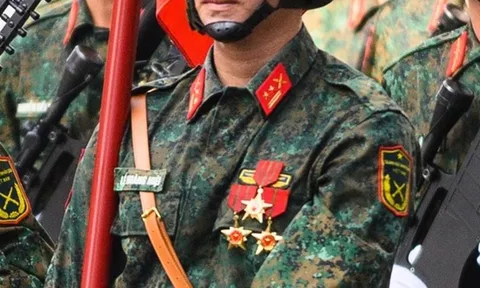 Thượng úy Lê Hoàng Hiệp chiến thắng đề cử Young Face tại WeChoice Awards 2025