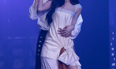 Không thể rời mắt trước màn kết hợp này: Mỹ nhân quyến rũ nhất Việt Nam khiến “kho báu” thêm phần ngọt ngào, tuyệt đối điện ảnh