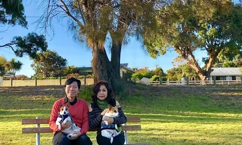 Hôn nhân 40 năm của tài tử màn ảnh Việt: "Càng ngày tôi càng yêu vợ mình hơn, không bao giờ biết chán"