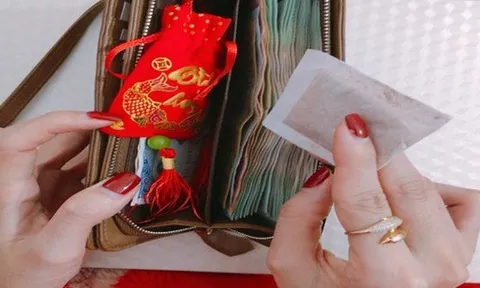 Đêm Giao thừa đặt thứ này vào ví: Năm mới tiền bạc rung rỉnh, vạn sự hanh thông, gặp hung hoá cát