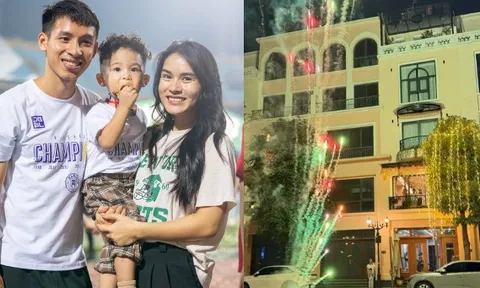 "Vuýp" nhất đêm Giao thừa: Tuyển thủ Việt Nam khoe biệt thự chục tỷ mới tậu, quà tết là con gái mới chào đời