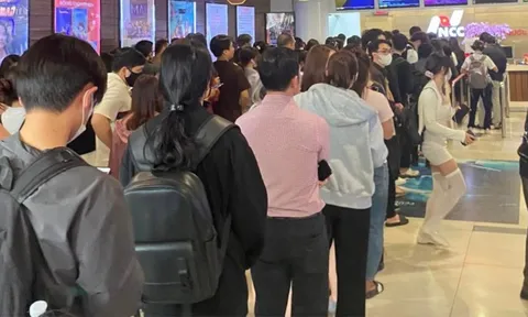 Người Việt sẵn sàng chi mạnh tay cho 1 hoạt động đầu năm: 3 ngày Tết đã vượt mức 180 tỷ đồng