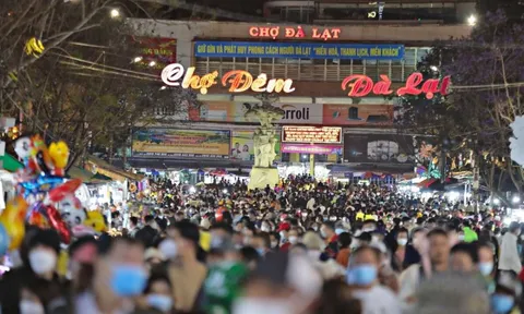 Mùng 5 Tết Bính Ngọ 2026, khách sạn tại Nha Trang, Đà Lạt vẫn kín phòng