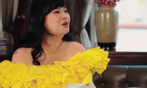 NSND Thanh Lam ngồi du thuyền, nhắc đàn em: "Đừng có nói mỉa chị"