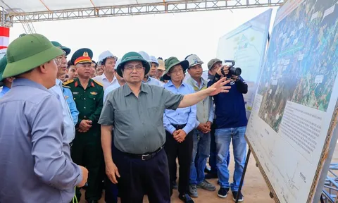 Thủ tướng Phạm Minh Chính chỉ đạo rút ngắn 3 tháng tiến độ sân bay 3.200 tỷ do liên danh xây dựng nổi tiếng thi công