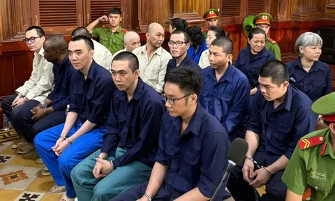 Xét xử vụ án xuyên quốc gia: Phơi bày mạng lưới "ngân hàng ngầm" ở TPHCM