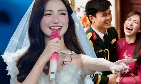 Sau tất cả, điều phụ nữ tìm kiếm không phải là một người cho họ cả thế giới, mà là một người coi họ là cả thế giới