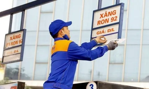 Thủ tướng yêu cầu xử nghiêm cửa hàng xăng dầu găm hàng, dừng bán không có lý do