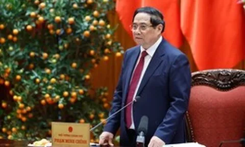 Thủ tướng: Bảo đảm tiếp cận bình đẳng các dịch vụ tài chính ngân hàng, không để ai bị bỏ lại phía sau