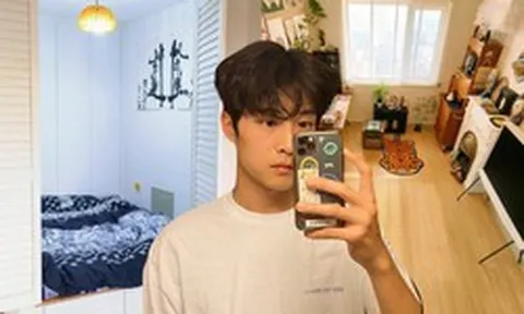 Căn nhà 33m2 của chàng trai sống một mình gây sốt: Phòng ngủ chỉ 3m2 nằm ngay trong phòng khách!