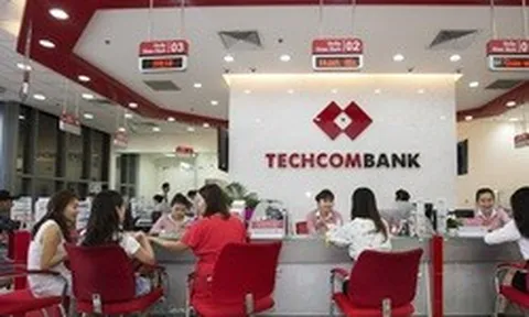 Lãi suất ngân hàng Techcombank tháng 3/2026: Tăng mạnh, gửi online cao hơn nhiều tại quầy