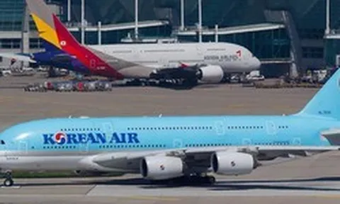 Các hãng hàng không tăng giá vé, phụ thu nhiên liệu như thế nào?